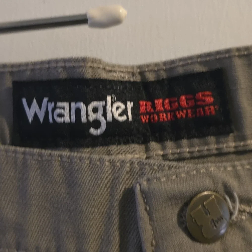 Wrangler sturdy riggs